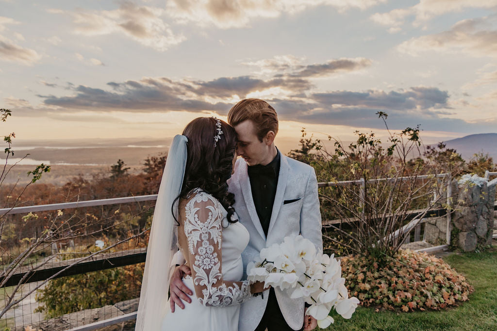 A Winter Wedding in the White Mountains